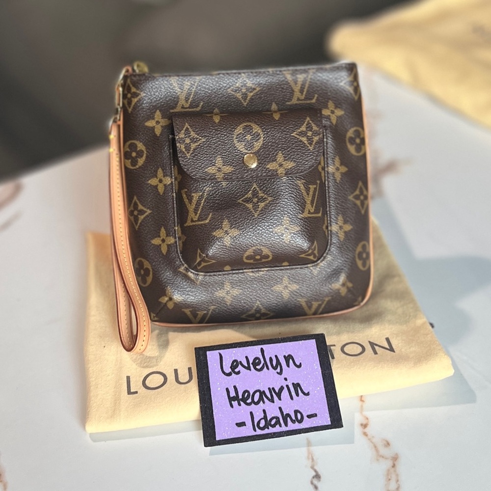 Authentic Louis Vuitton Partition Pochette Monogram
